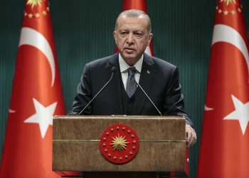 Erdoğan: Salgının zirve dönemini geride bıraktık