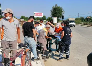 Devrilen motosikletten düşerek yaralandı