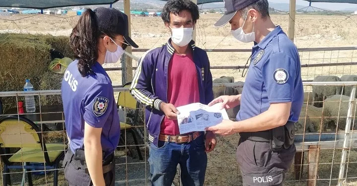 Bursa polisinden kurban alışverişinde ‘Sahte para’ uyarısı