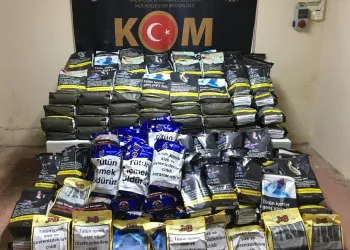 Bursa’da bandrolsüz tütün satan yerlere operasyon