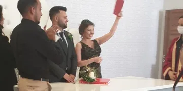 3 günlük evli çifti kaza ayırdı