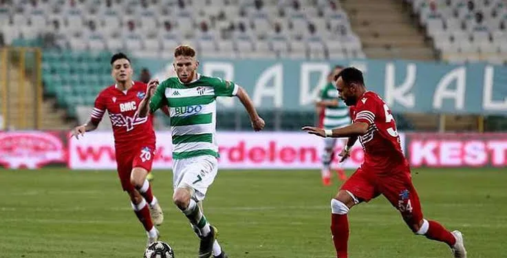 Bursaspor Play-Off mücadelesinde berabere kaldı
