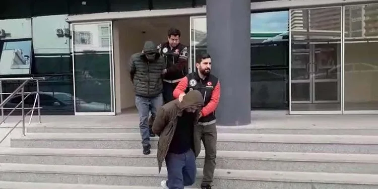 Bursa’da 2 uyuşturucu zanlısı tutuklandı