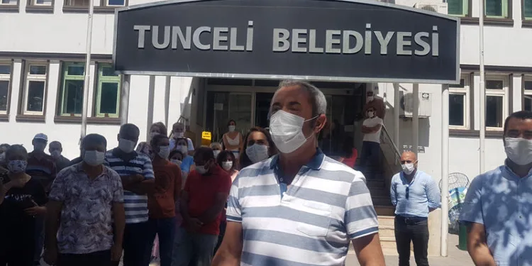 Koronavirüsü yenen Maçoğlu göreve döndü