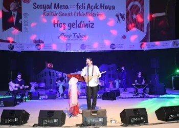 Ender Balkır İnegöl’de kulakların pasını sildi