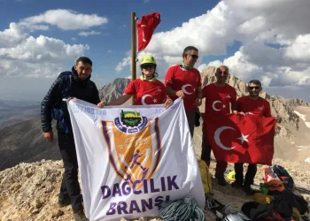 3 günde 3 zirve