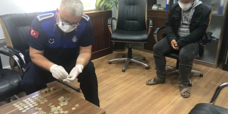 Bursa’da zabıtadan dilencilere sivil operasyon