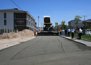 Beton yol uygulaması şehrin her noktasına yayılıyor