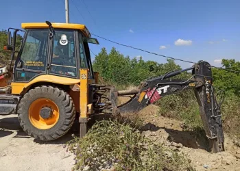 İnegöl’de kırsal mahallelerde kurban çukurları açılıyor