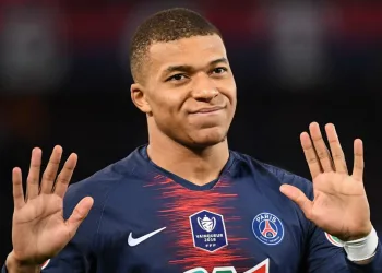 Mbappe gelecek sezon PSG’de kalacak