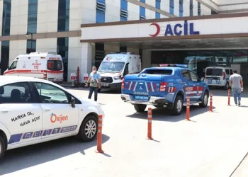 11 fabrikadan 116 işçi yedikleri yemekten zehirlendi