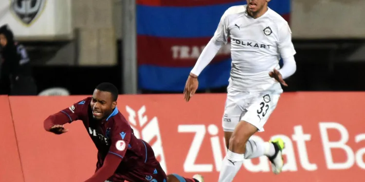 Altaylı Cenk Lyon’a yakın