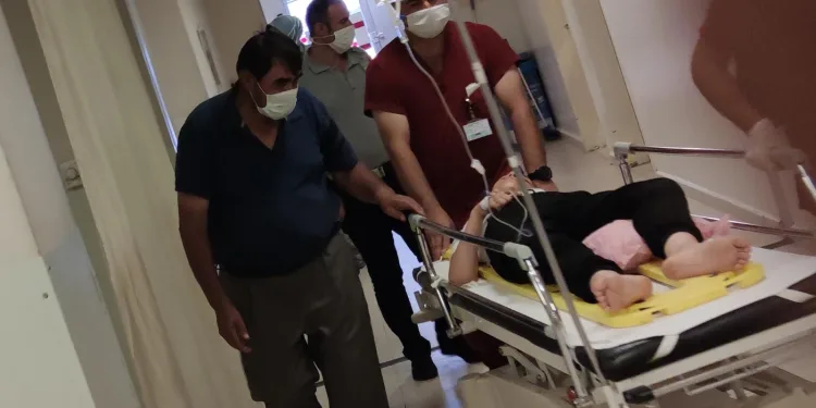 Bursa’da hava almak için çıktığı balkondan düştü