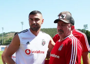 Burak Yılmaz Beşiktaş’a veda etti
