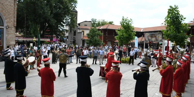 Bursa’da Ayasofya için mehteranlı kutlama