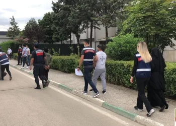 Bursa’da DEAŞ operasyonu! 4 Suriyeli gözaltına