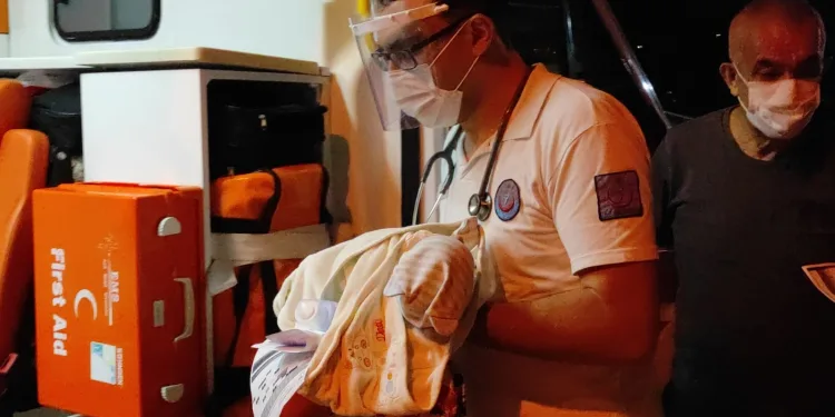Bursa’da kamyon kasasında terkedilmiş bebek bulundu