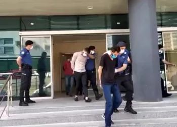 Bursa’da uyuşturucu tacirlerine operasyon