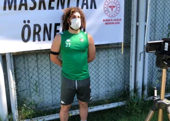 Bursaspor’dan maskeni tak kampanyasına destek