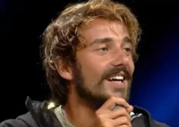 Survivor Cemal Can sakallarını kesti! Yeni imajı olay oldu