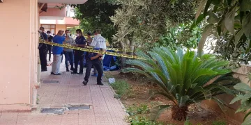 Kan donduran olay! Önce bebeğini sonra kendini attı