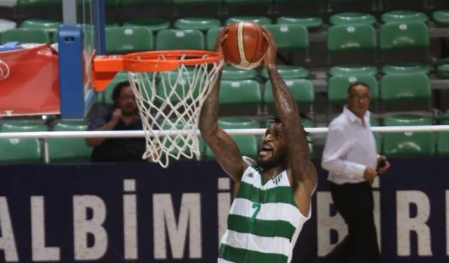 Perry Jones ile yeniden anlaşıldı