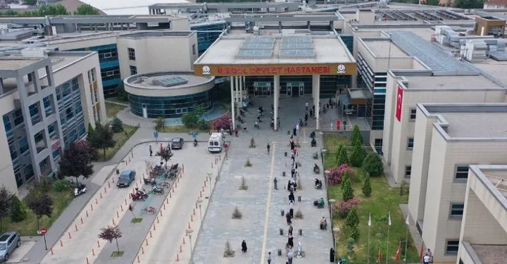 Bursa’da 300 metrelik hastane kuyruğu