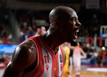 TOFAŞ, Jeremy Simmons ile anlaşma sağladı