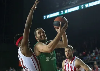 Bursaspor Oğuz Savaş’ı kadrosuna kattı