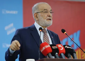 Saadet Lideri Karamollaoğlu: Bu bayramda bir olalım