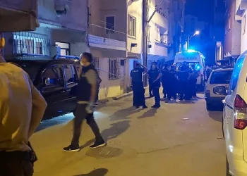 Eşinin ve çocuklarının cesetlerini buldu