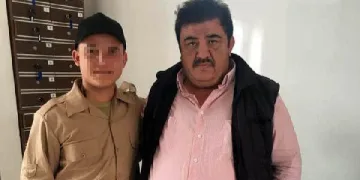 Kumar borcunu ödemeyen babasını pompalıyla vurdu