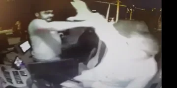 Mersin’de otobüs şoförünün darbedilme anı kameraya yansıdı
