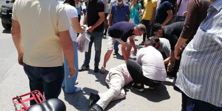 Bursa’da bisikletle motosiklet çarpıştı! Takma dişi boğazına kaçtı