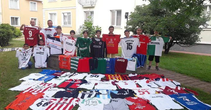 Bursalı öğretmenin paha biçilemeyen koleksiyonu