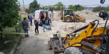 Kütahya’da toprak altında kalan işçiler kurtarıldı