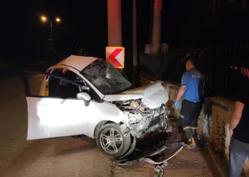 Bursa’da korkunç kaza: 3 genç hayatını kaybetti