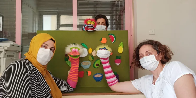 Sağlıklı beslenme kuklalarla anlatılıyor