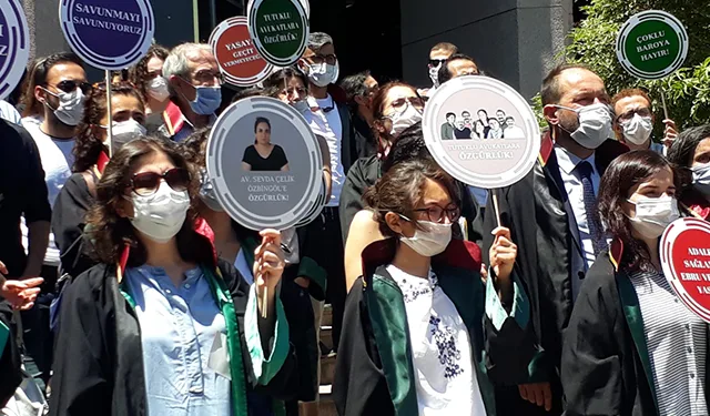 Avukatlardan Ankara Adliyesi’nde çoklu baro eylemi