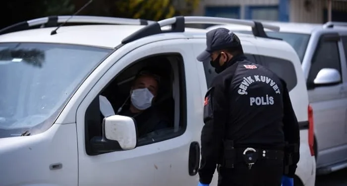 Bursa Valiliği’nden yeni maske kararı