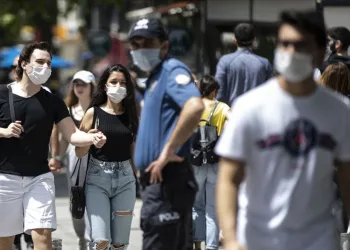 Maske takmadığı için ceza yedi ertesi gün Covid-19’a yakalandı