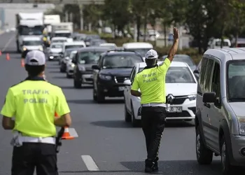 Emniyet’ten uzun yola çıkacaklara uyarı
