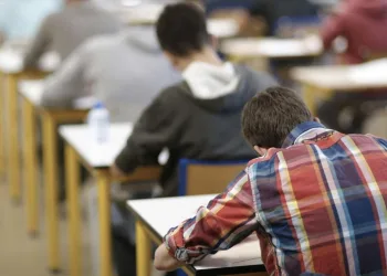 YKS’den erken çıkarılan 12 öğrencinin mağduriyeti giderildi