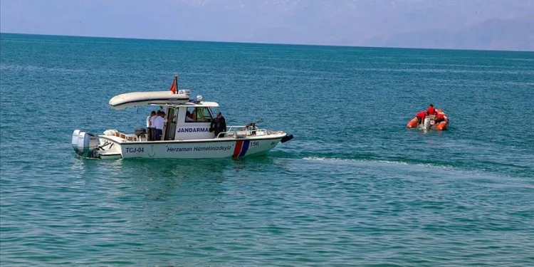 Van’da kaybolan teknenin yeri tespit edildi