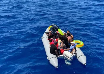 Yunanistan’ın geri ittiği 60 göçmeni Türk ekipler kurtardı