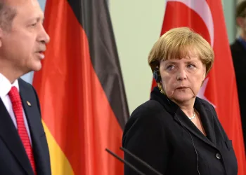 Erdoğan-Merkel telefonda Doğu Akdeniz’i görüştü