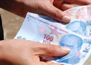 Bakan Selçuk’tan asgari ücret zammı müjdesi