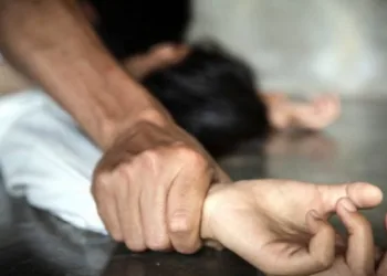 Avukat Ünal Işık tarafından tecavüze uğradığını intihar edeceğini açıkladı