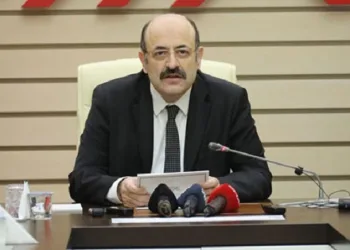Eğitim fakültelerinde ‘yetki devri’