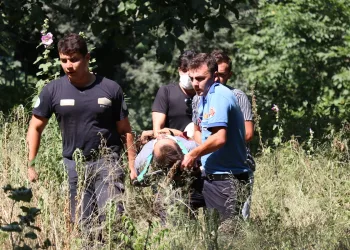Bursa’da dere yatağına düşen adam yaralandı